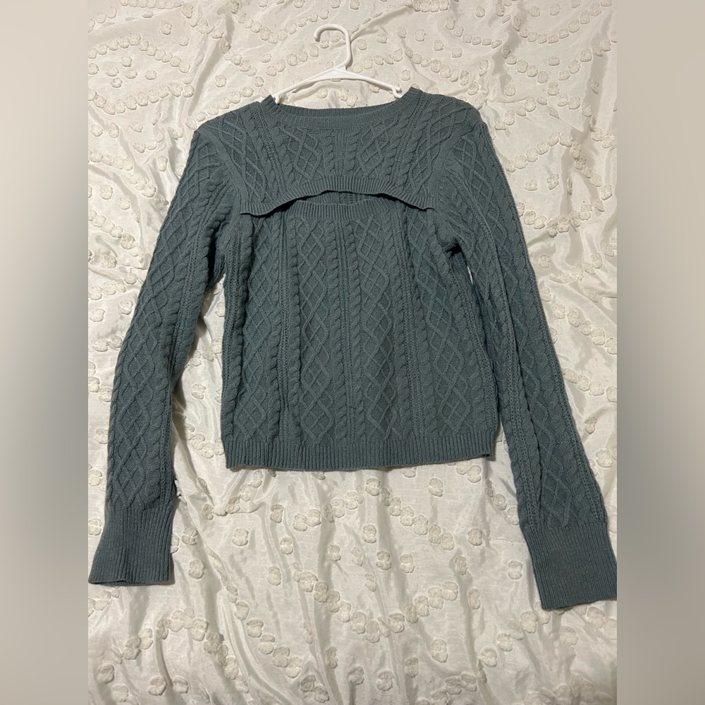 Love tree brand, teal color, long sleeve sweater